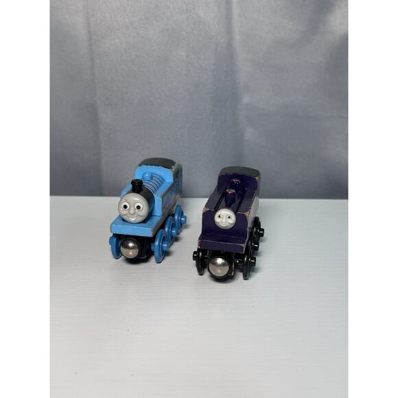 Thomas & Friends Wooden Railway Train CULDEE AND THOMAS - Picture 1 of 6